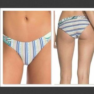 New Maaji Abaco Beau Reversible Signature Cut Bikini Size Large